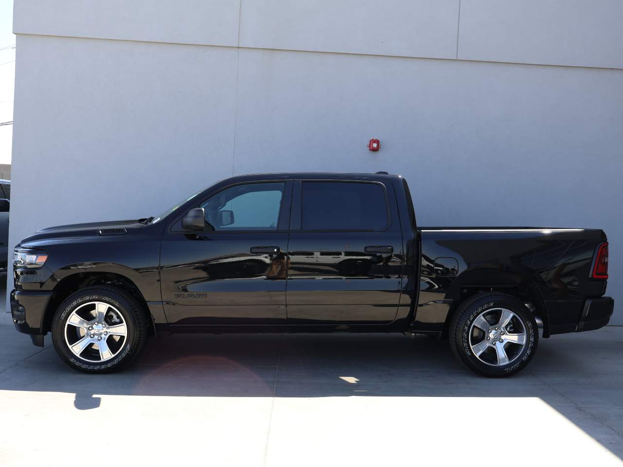 2025 Ram 1500 Crew Cab Tradesman