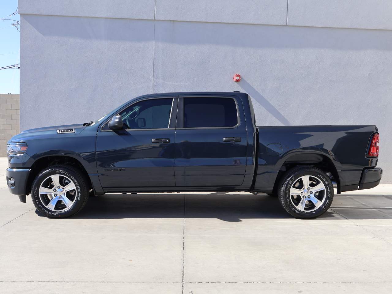 2026 Ram 1500 Crew Cab Express