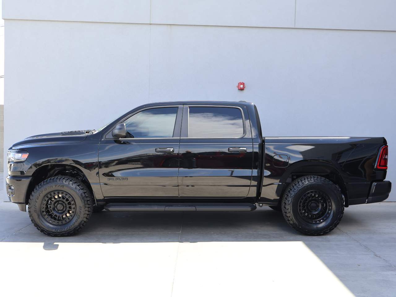 2026 Ram 1500 Crew Cab Express