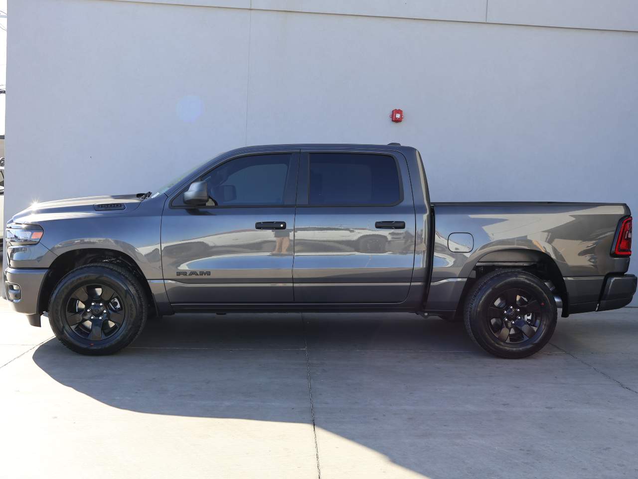 2025 Ram 1500 Crew Cab Tradesman