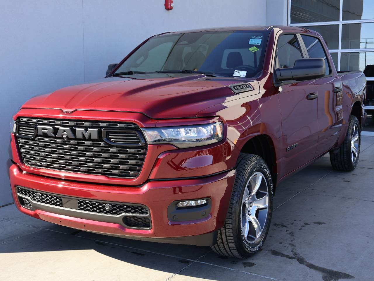 2025 Ram 1500 Crew Cab Tradesman