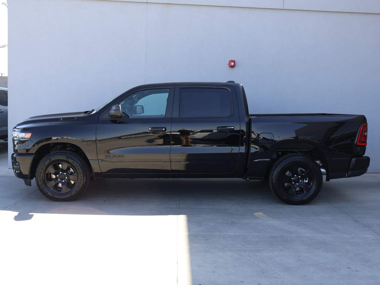 2025 Ram 1500 Crew Cab Tradesman