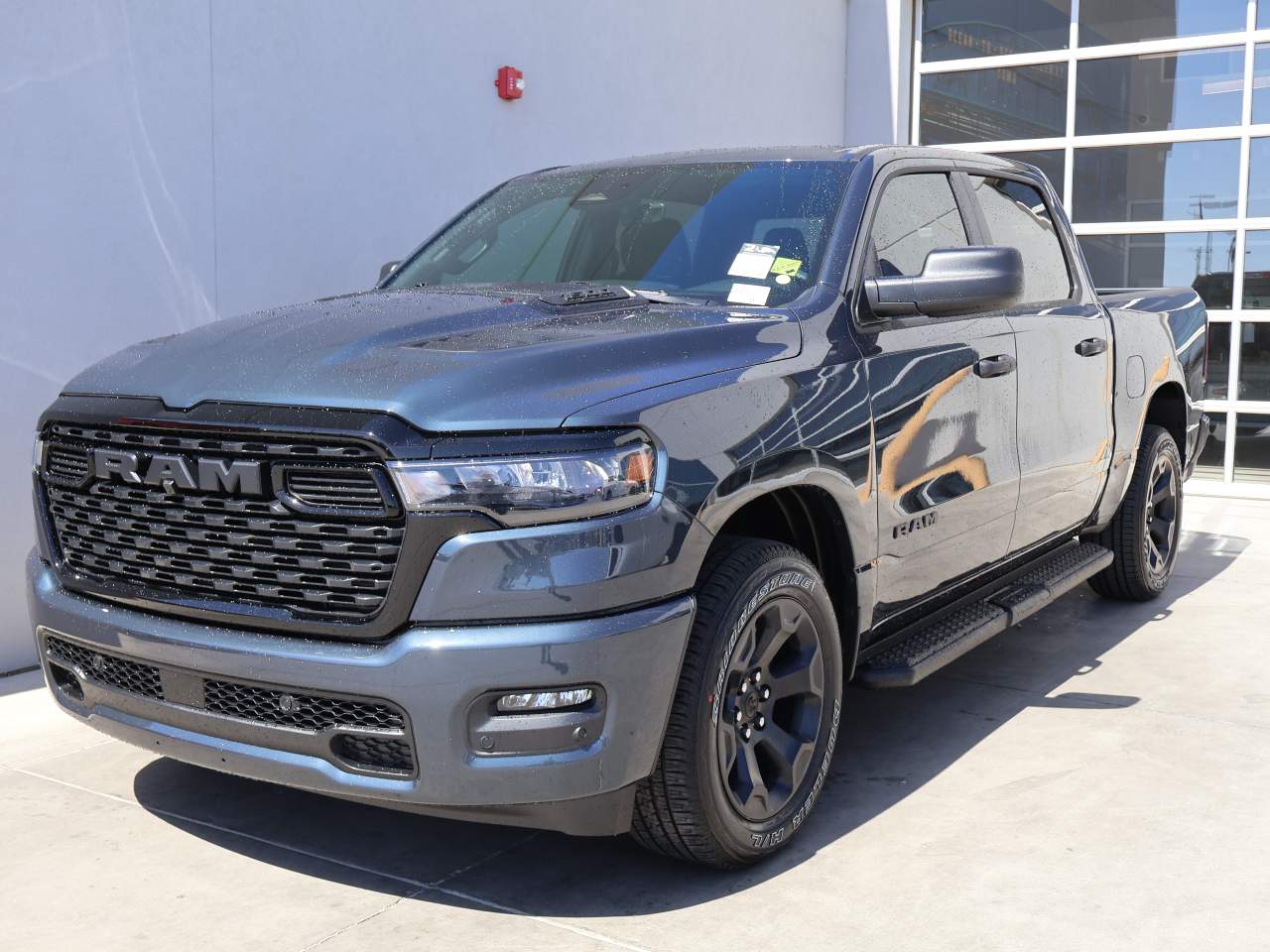 2026 Ram 1500 Crew Cab Express