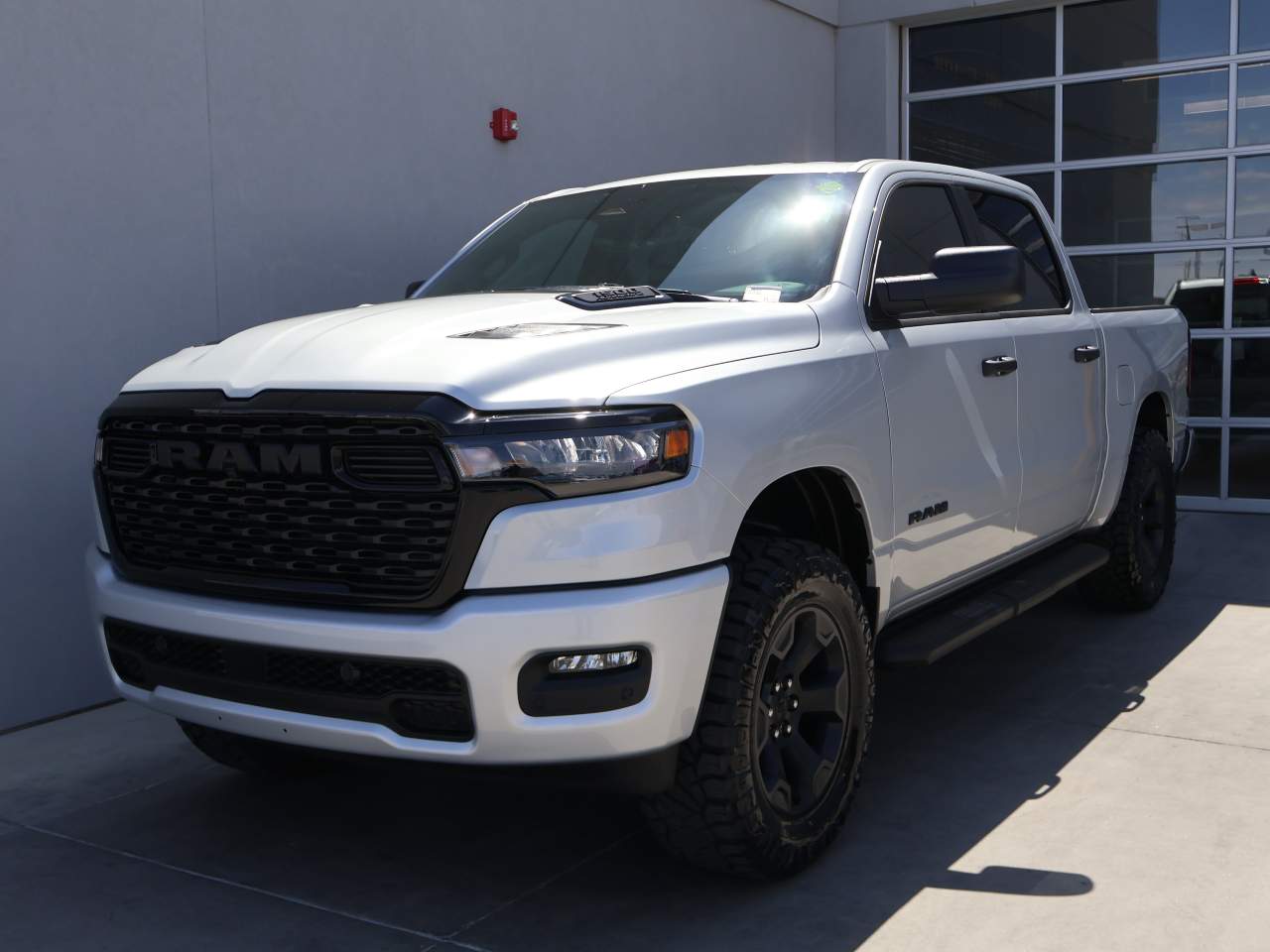 2026 Ram 1500 Crew Cab Express