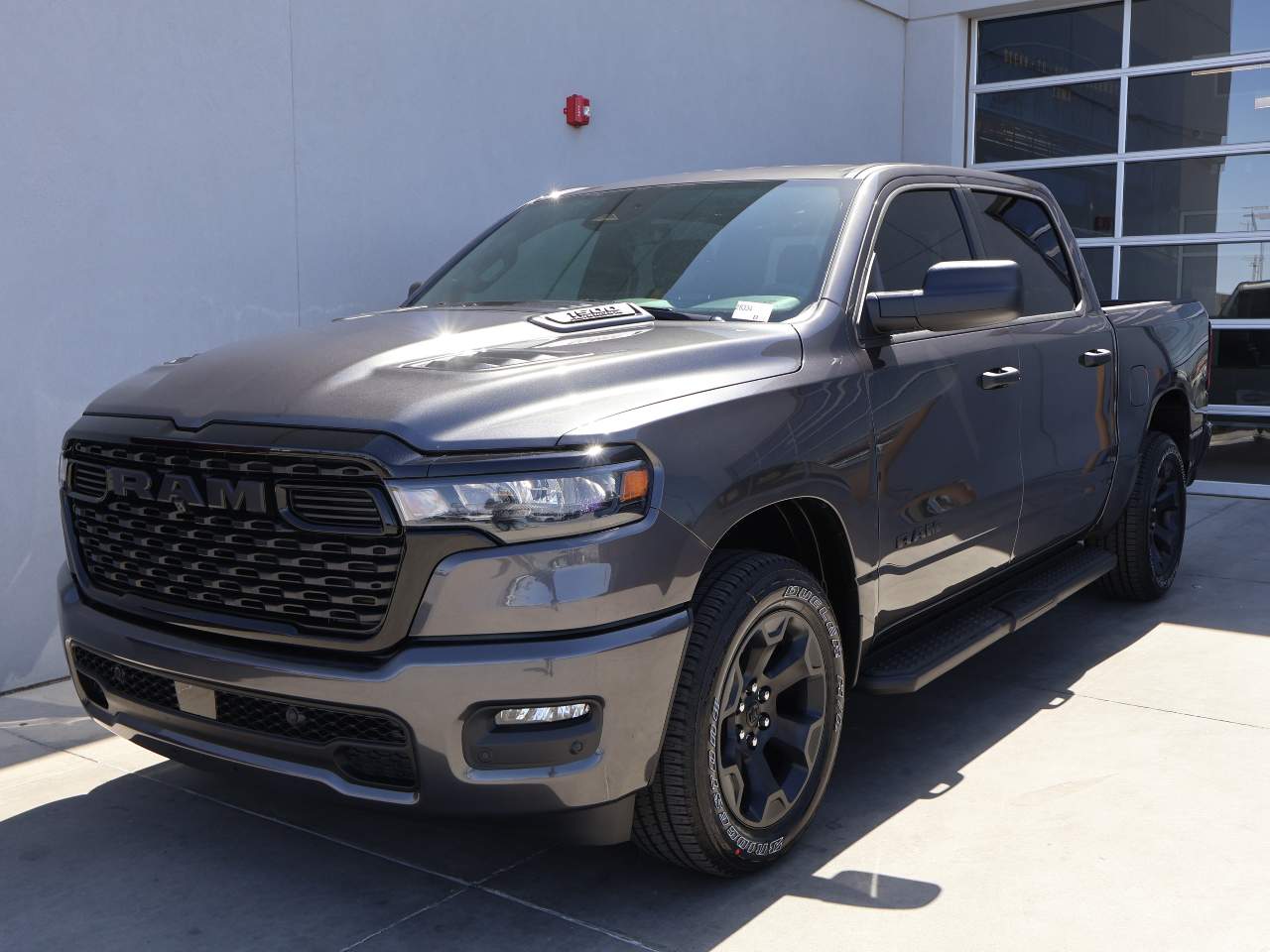 2026 Ram 1500 Crew Cab Express