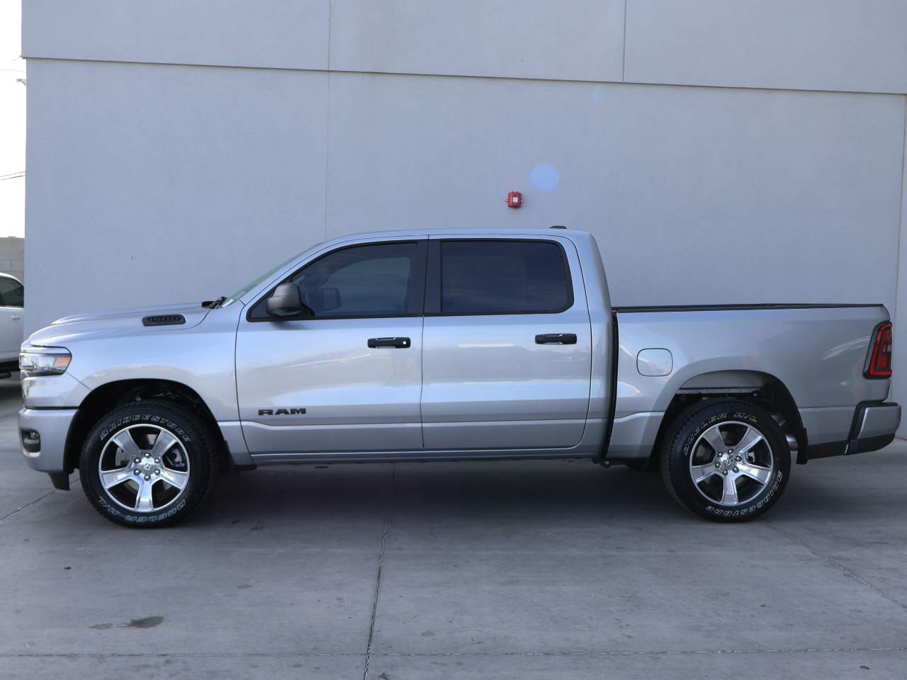 2025 Ram 1500 Crew Cab Tradesman