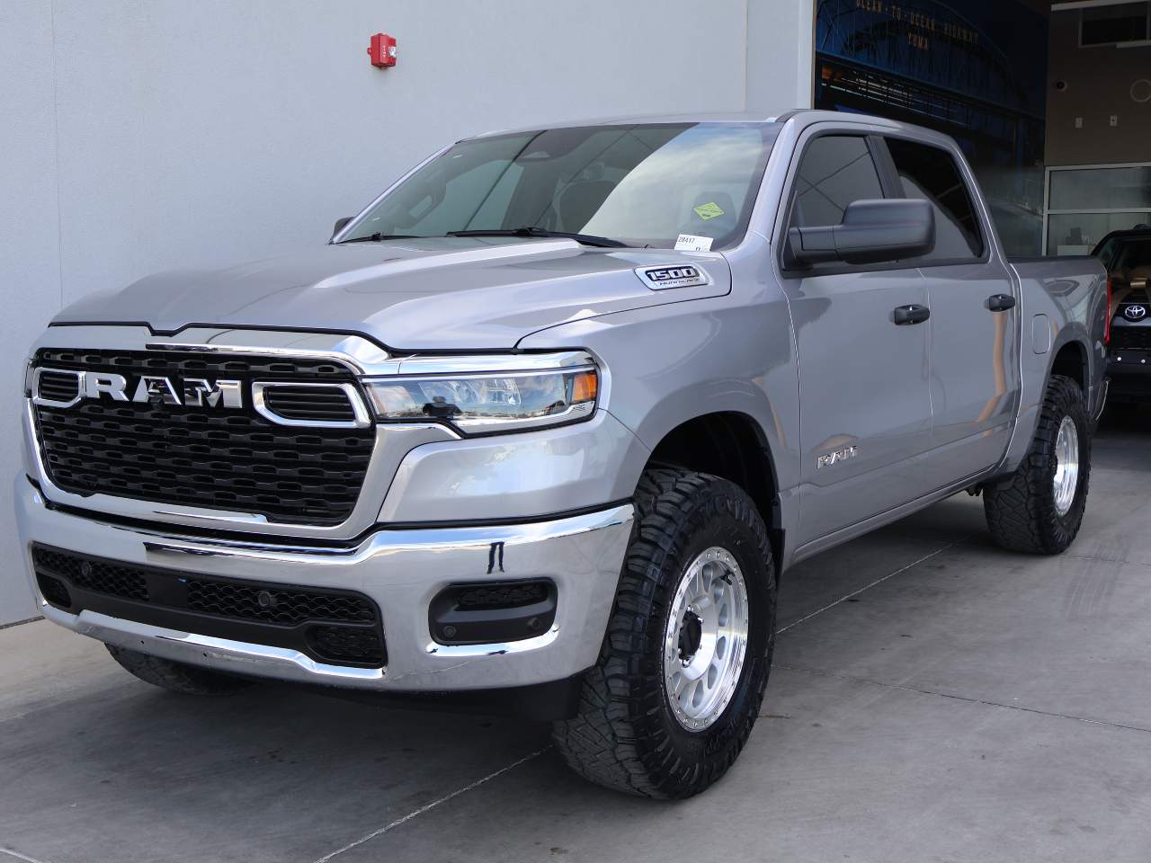 2026 Ram 1500 Crew Cab Tradesman