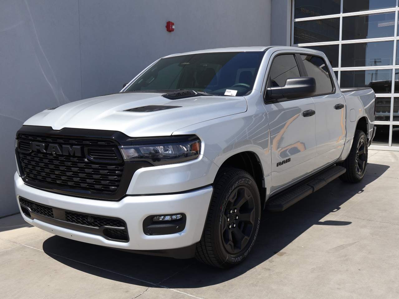2026 Ram 1500 Crew Cab Express