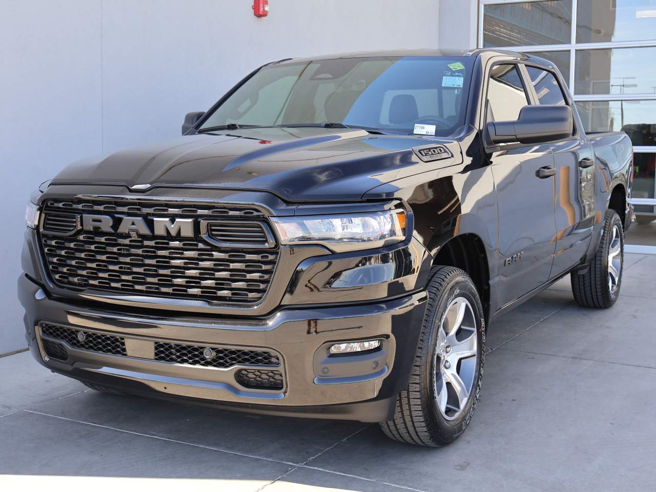 2025 Ram 1500 Crew Cab Tradesman