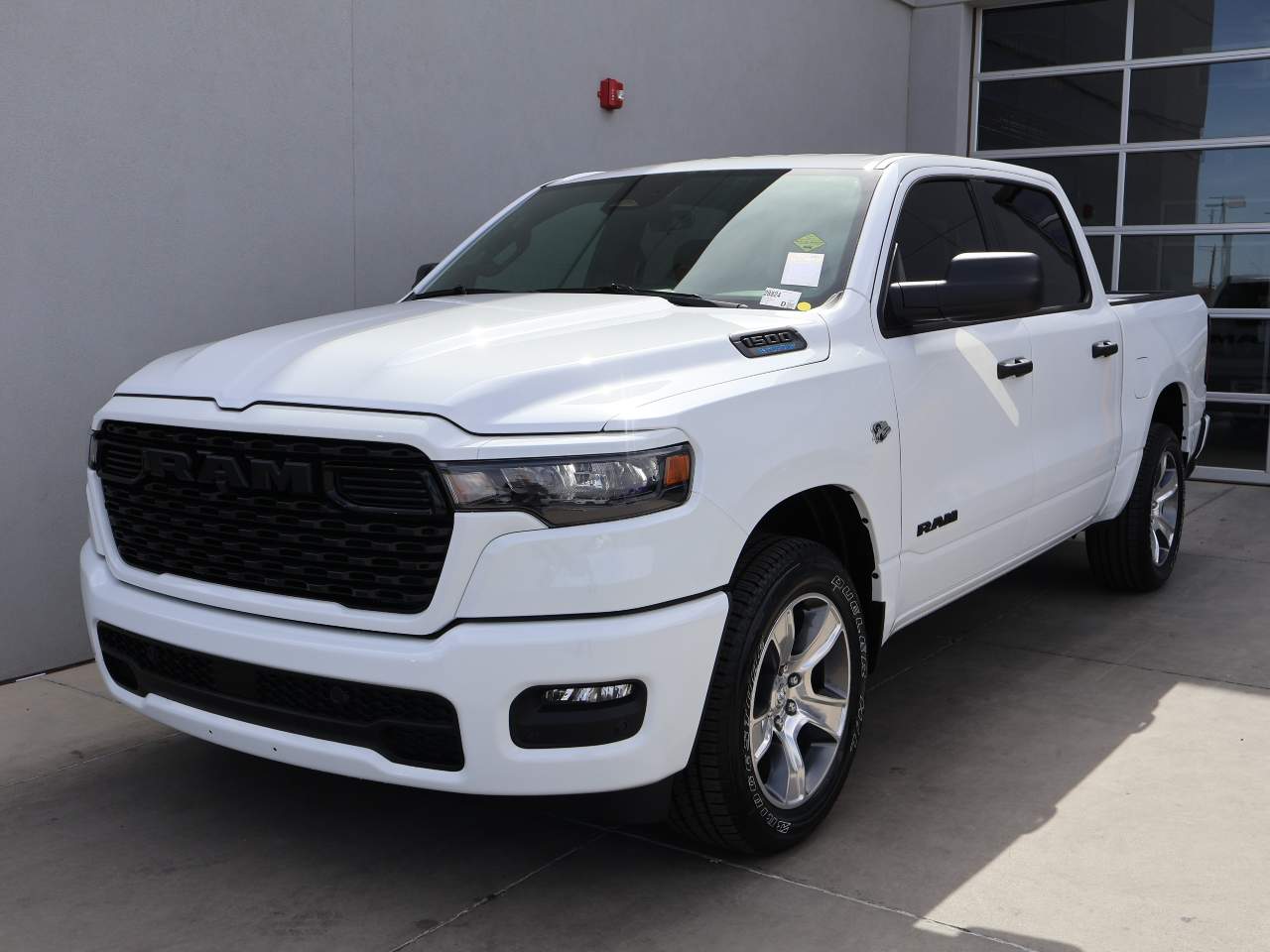 2026 Ram 1500 Crew Cab Express