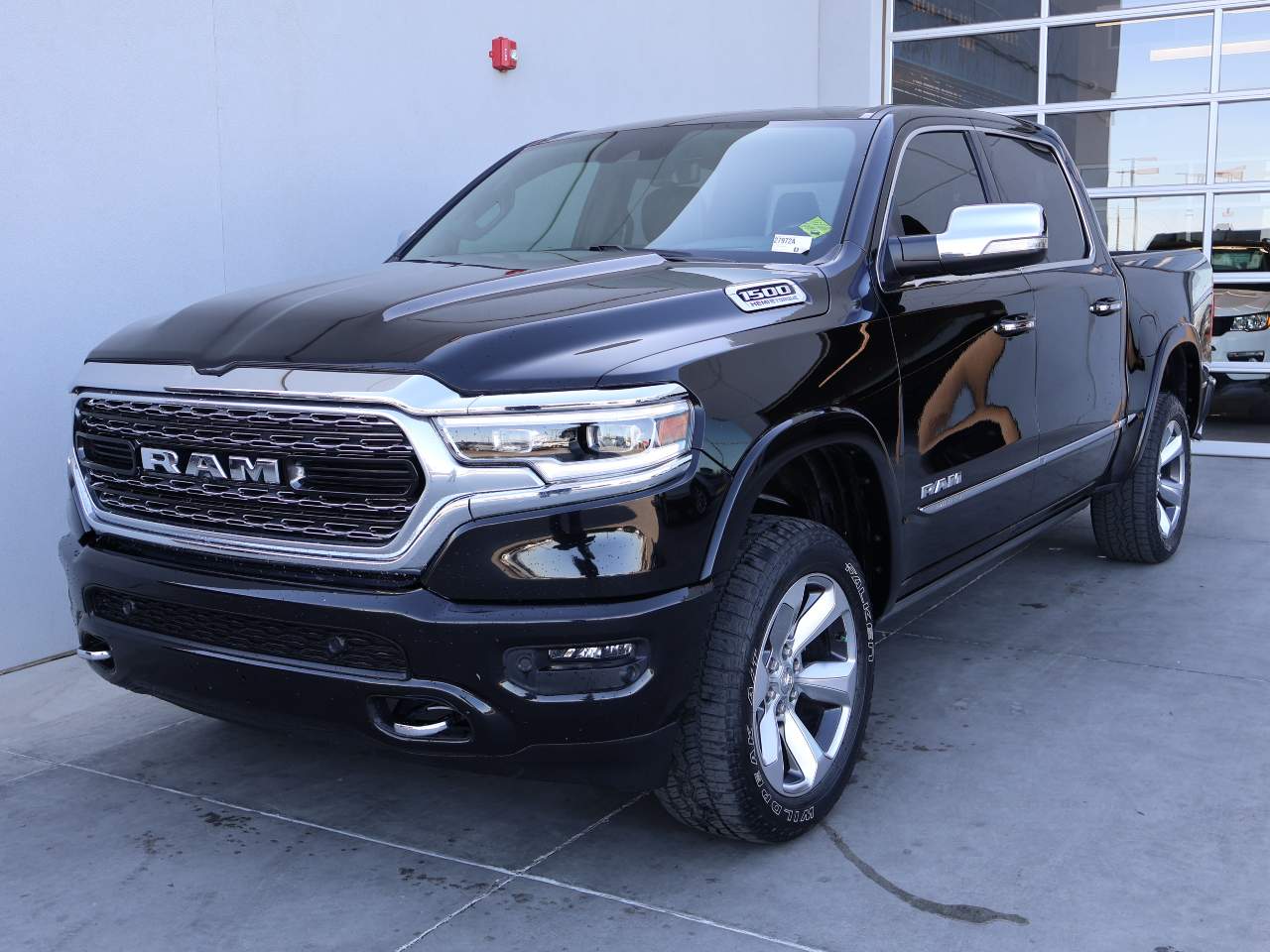 2022 Ram 1500 Limited Crew Cab