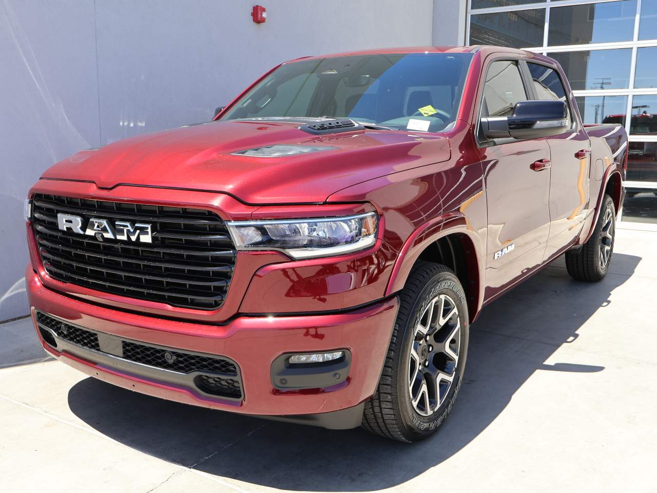 2025 Ram 1500 Crew Cab Laramie