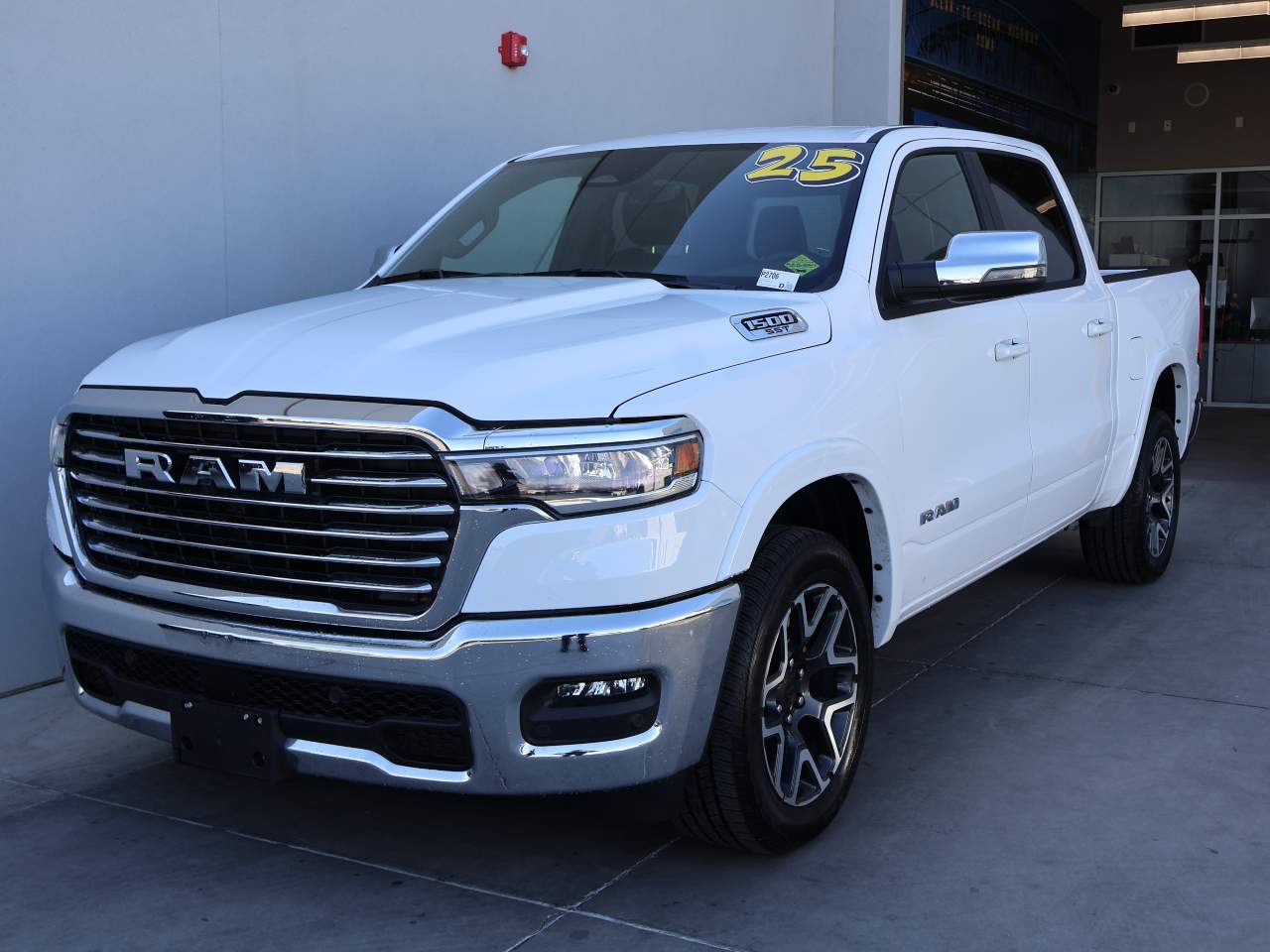 2025 Ram 1500 Laramie Crew Cab