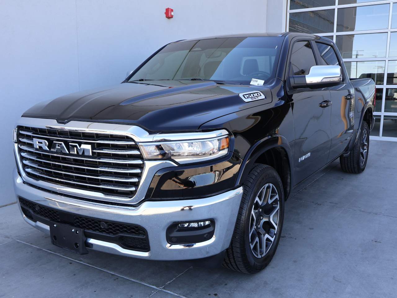 2025 Ram 1500 Laramie Crew Cab