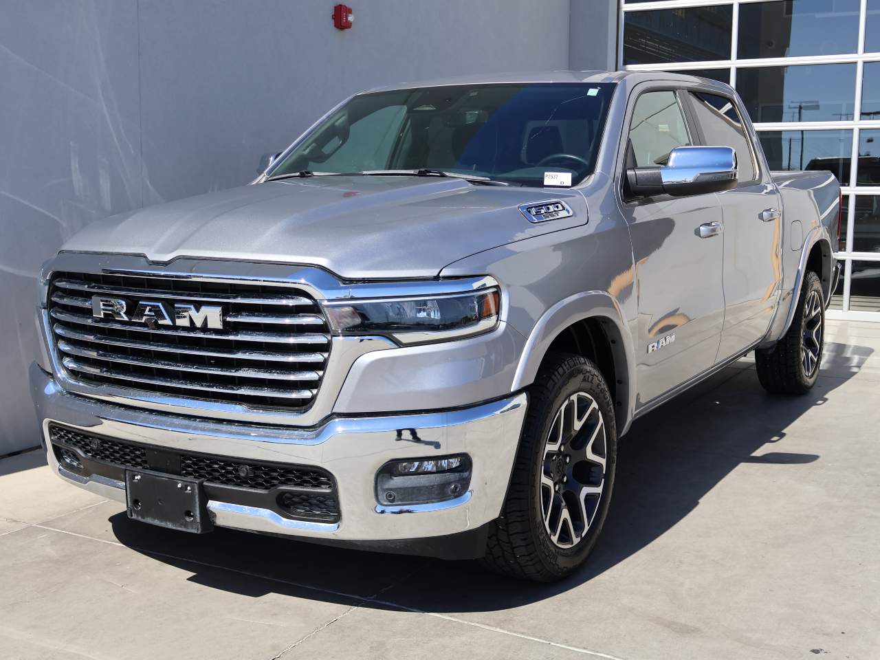 2025 Ram 1500 Laramie Crew Cab