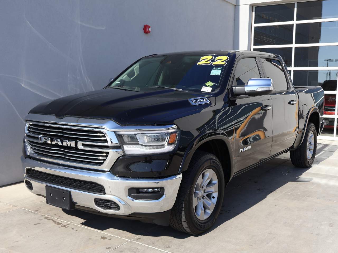 2022 Ram 1500 Laramie Crew Cab