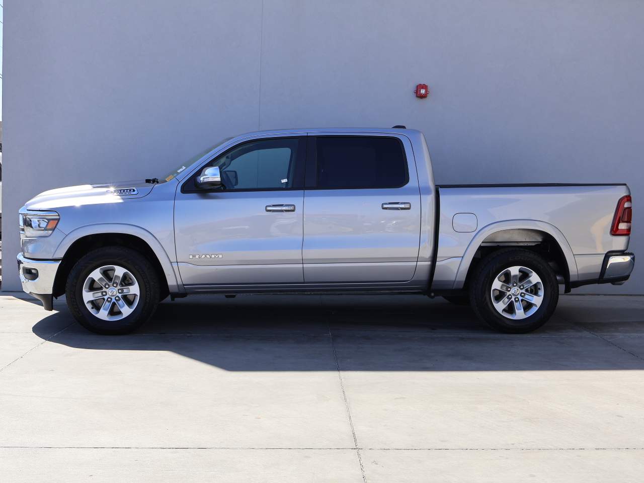 2022 Ram 1500 Laramie Crew Cab