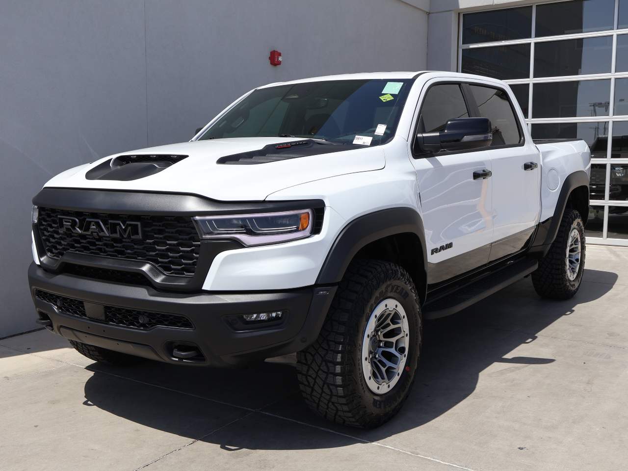 2026 Ram 1500 Crew Cab RHO