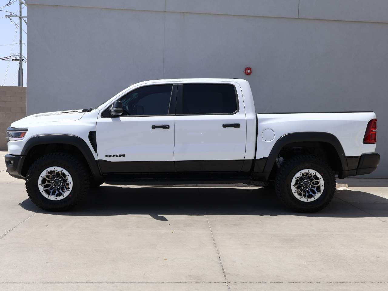 2026 Ram 1500 Crew Cab RHO