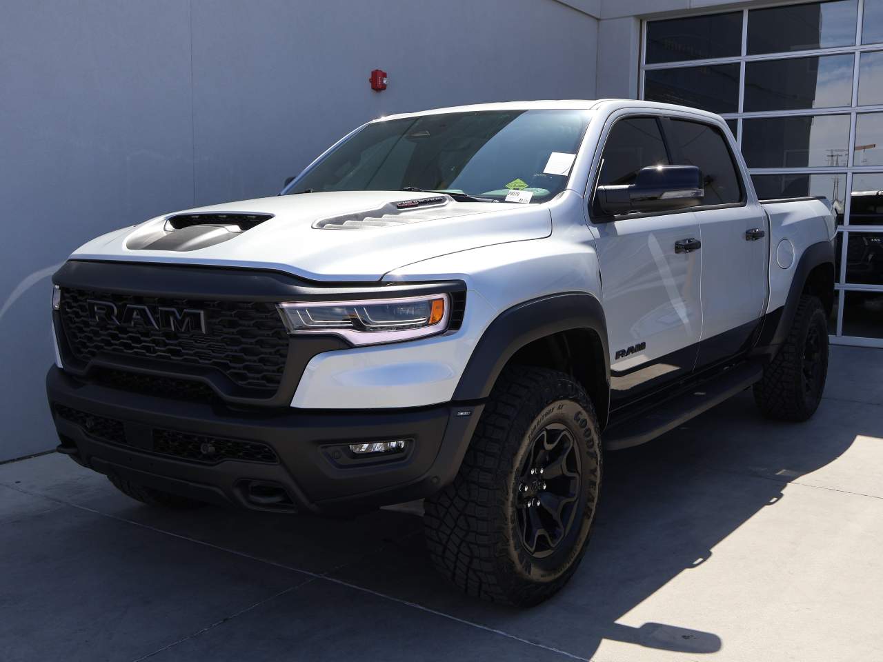 2026 Ram 1500 Crew Cab RHO
