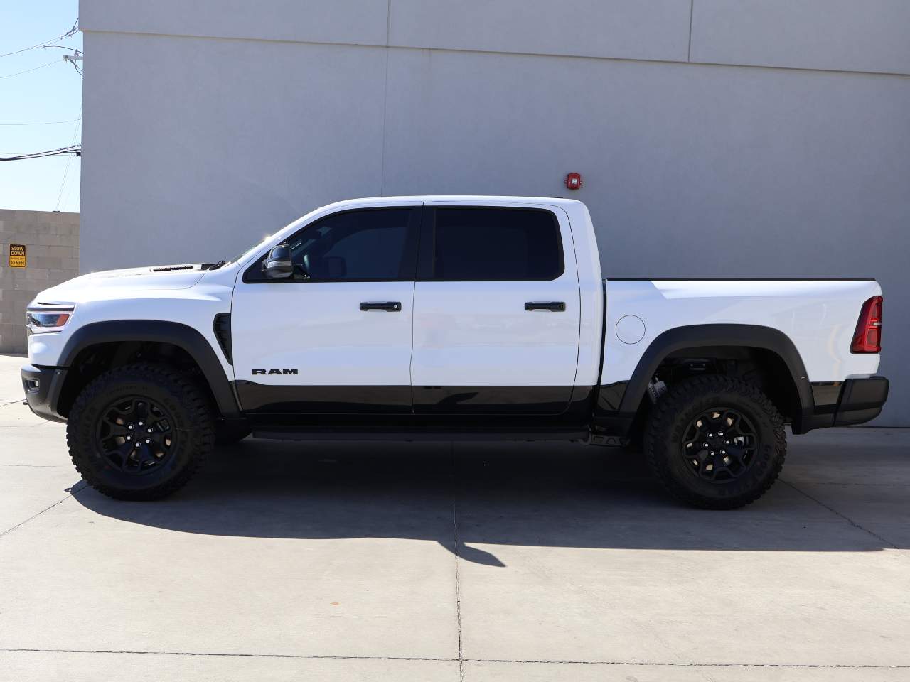2027 Ram 1500 Crew Cab RHO