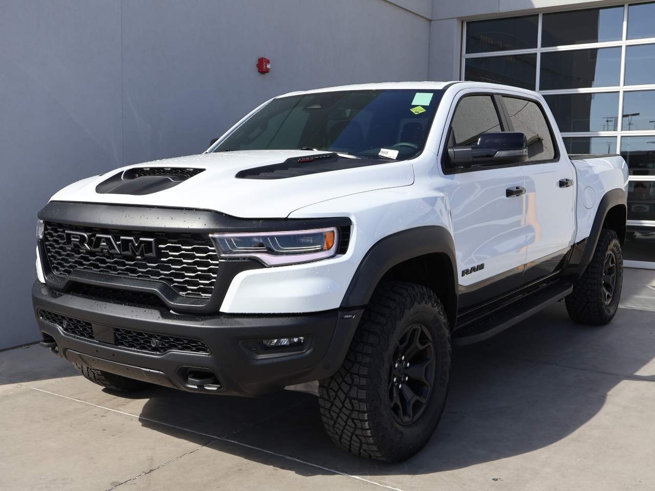 2026 Ram 1500 Crew Cab RHO