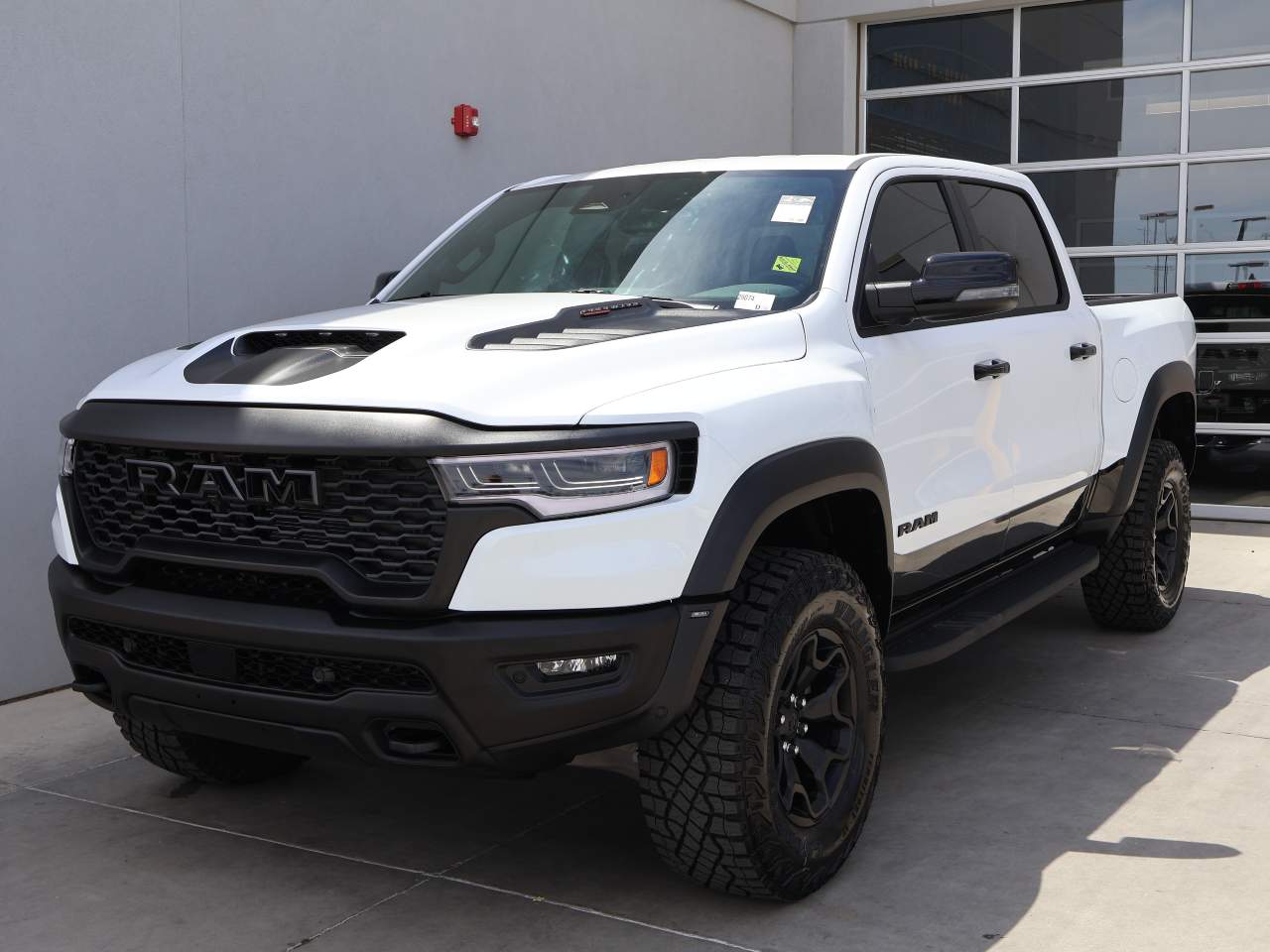 2026 Ram 1500 Crew Cab RHO