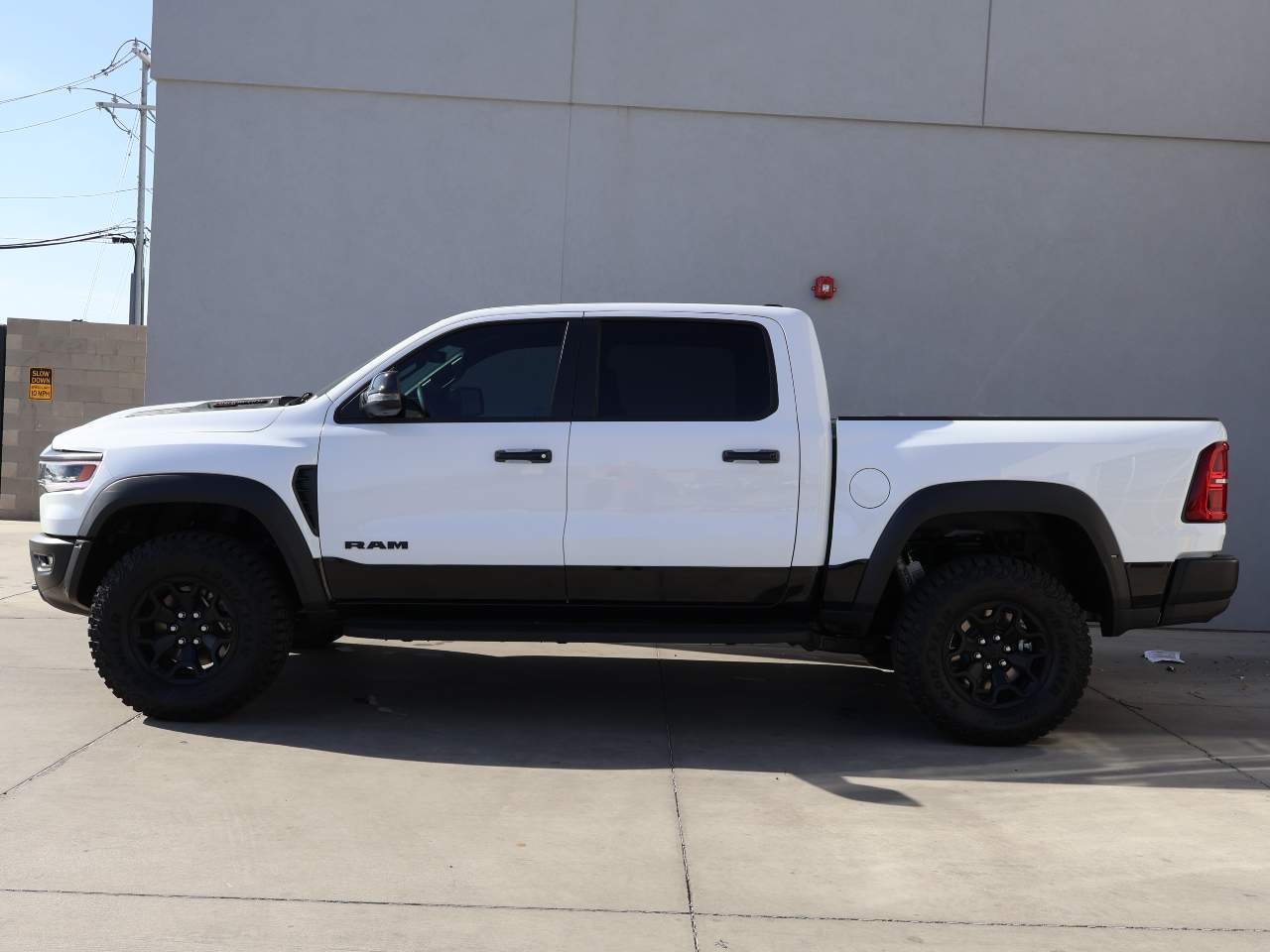 2026 Ram 1500 Crew Cab RHO