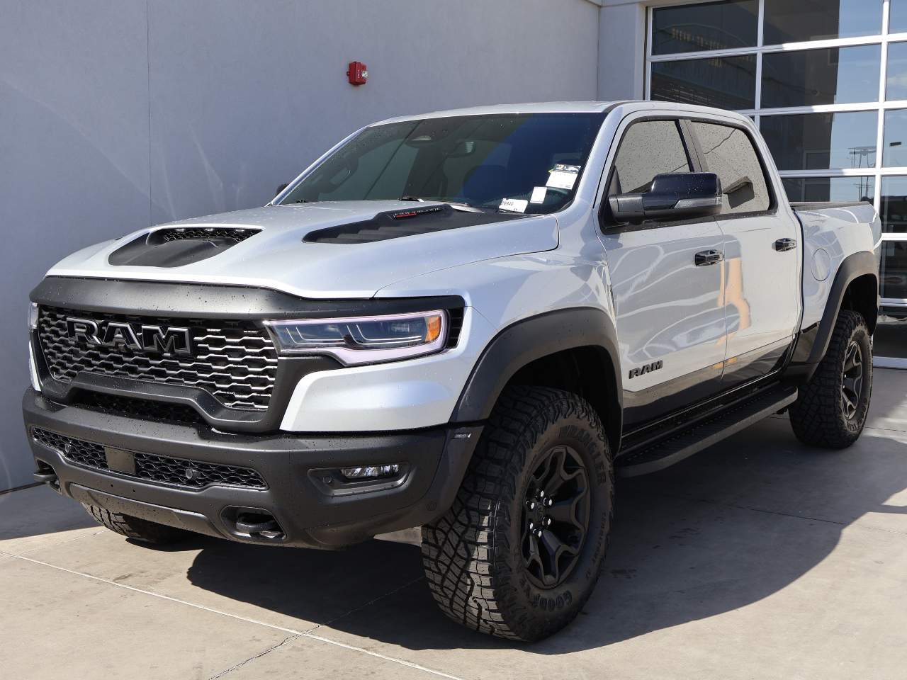 2026 Ram 1500 Crew Cab RHO
