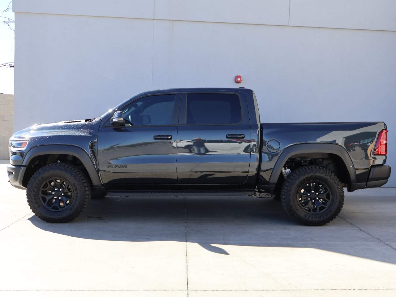 2027 Ram 1500 Crew Cab RHO