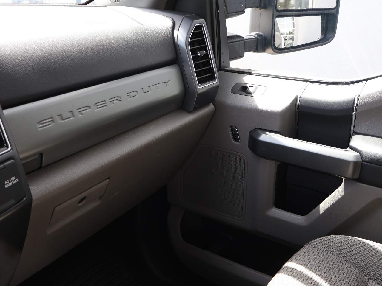 2022 Ford F-350 Super Duty XLT