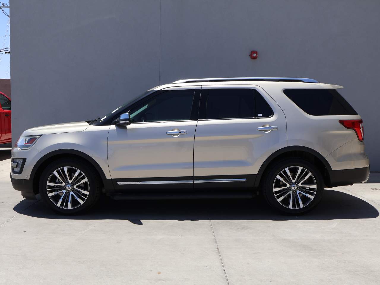 2017 Ford Explorer Platinum