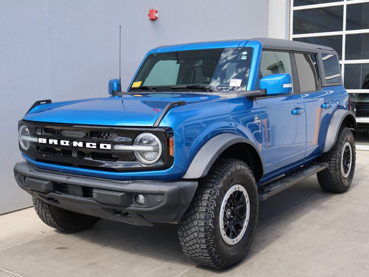2023 Ford Bronco Outer Banks Advanced