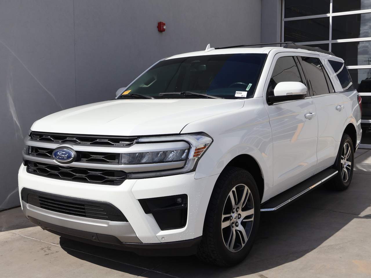 2023 Ford Expedition XLT