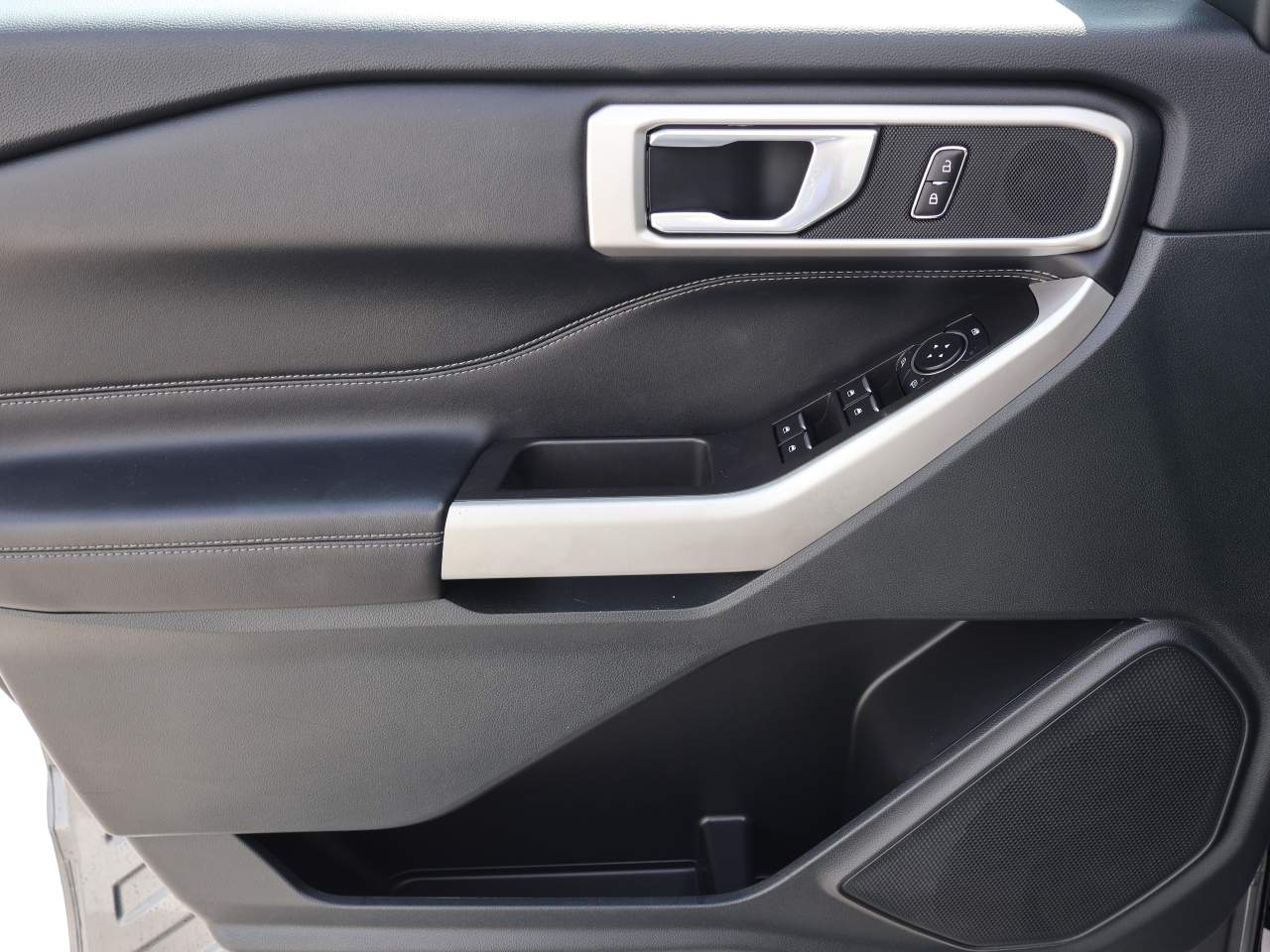 2024 Ford Explorer XLT - Photo 7