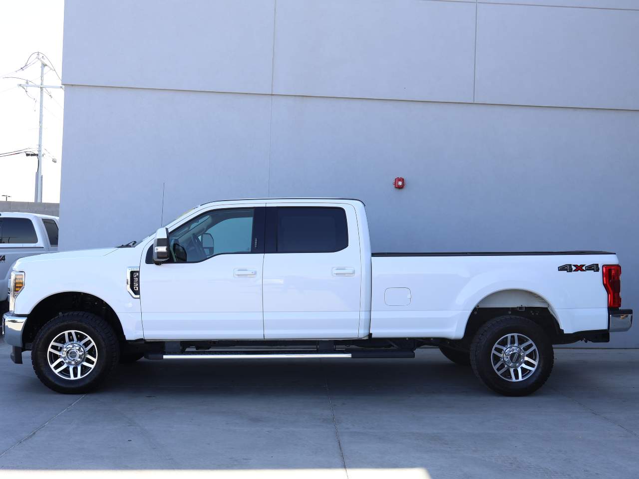 2019 Ford F-350 Super Duty Lariat Crew Cab