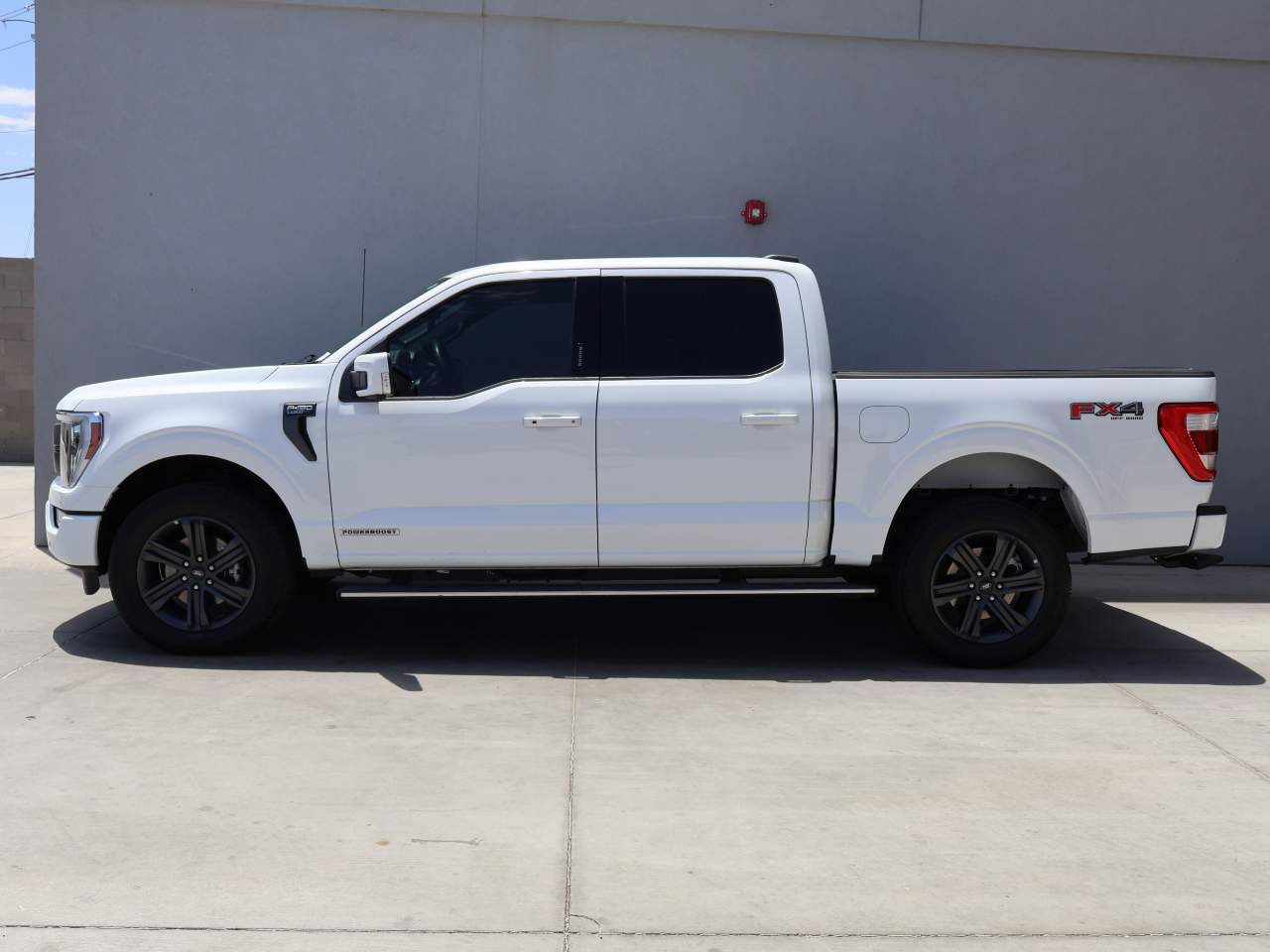 2023 Ford F-150 Lariat Crew Cab