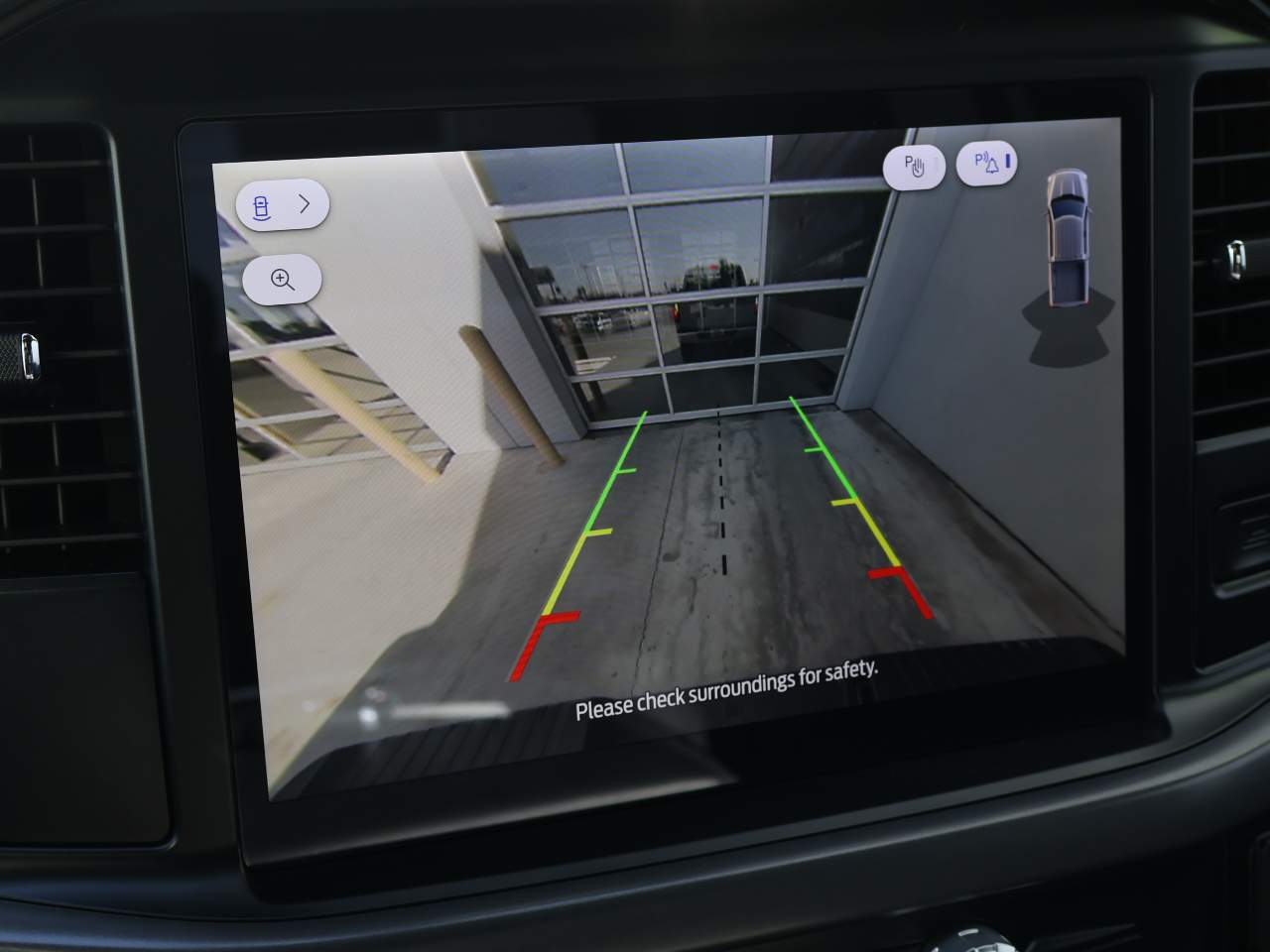 2025 Ford F-150 XLT Crew Cab