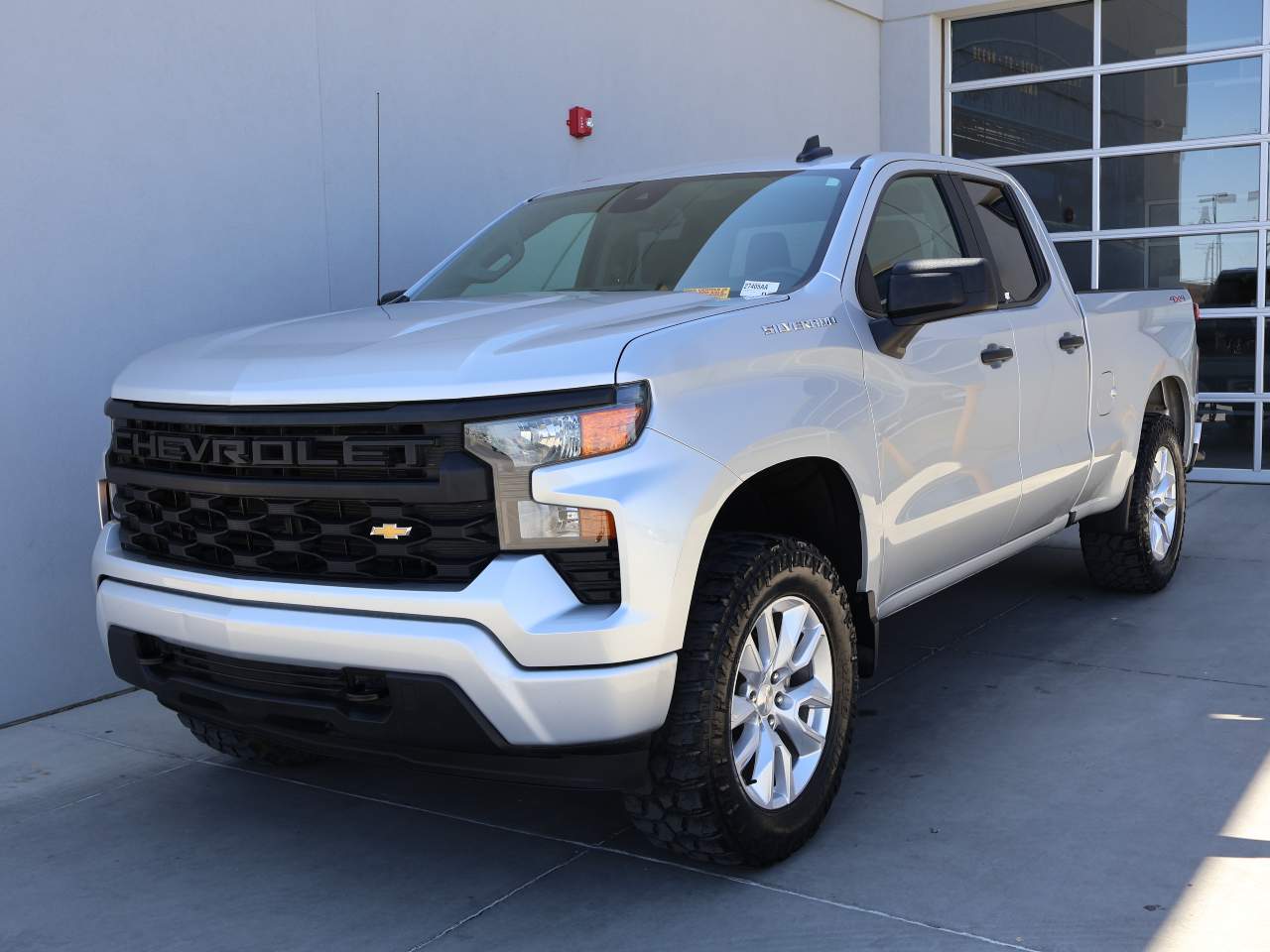 2022 Chevrolet Silverado 1500 Custom Extended Cab