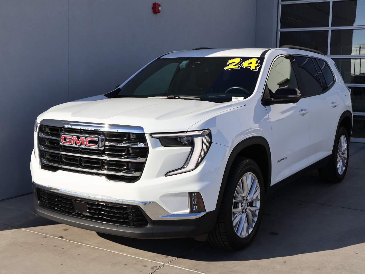 2024 GMC Acadia Elevation
