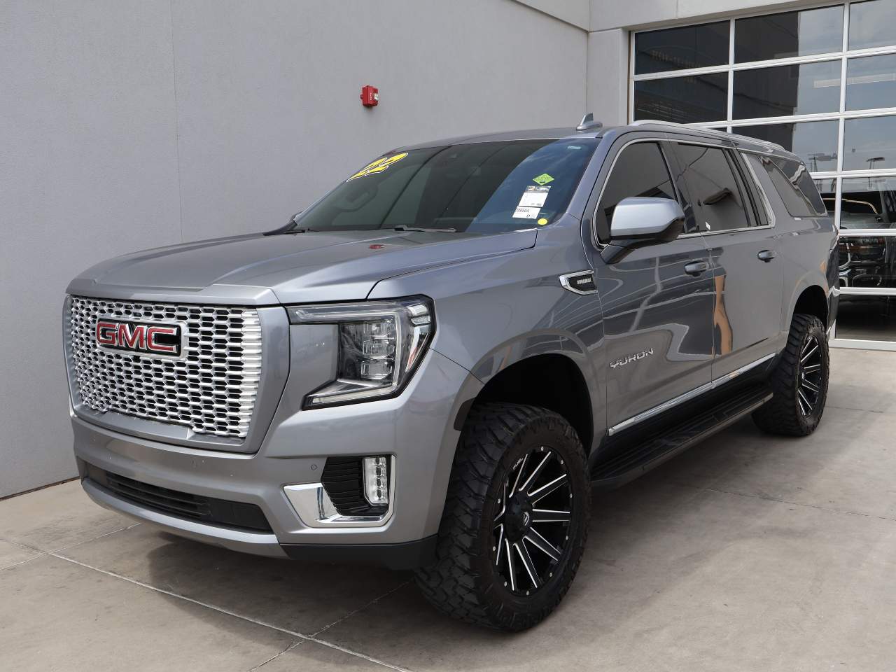 2022 GMC Yukon XL SLE