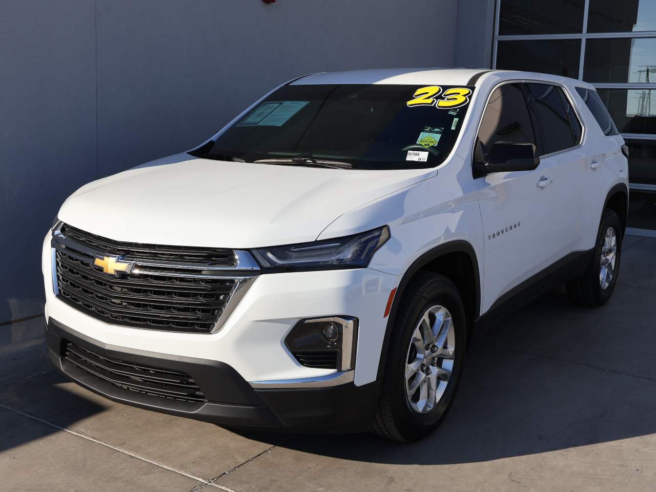 2023 Chevrolet Traverse LS