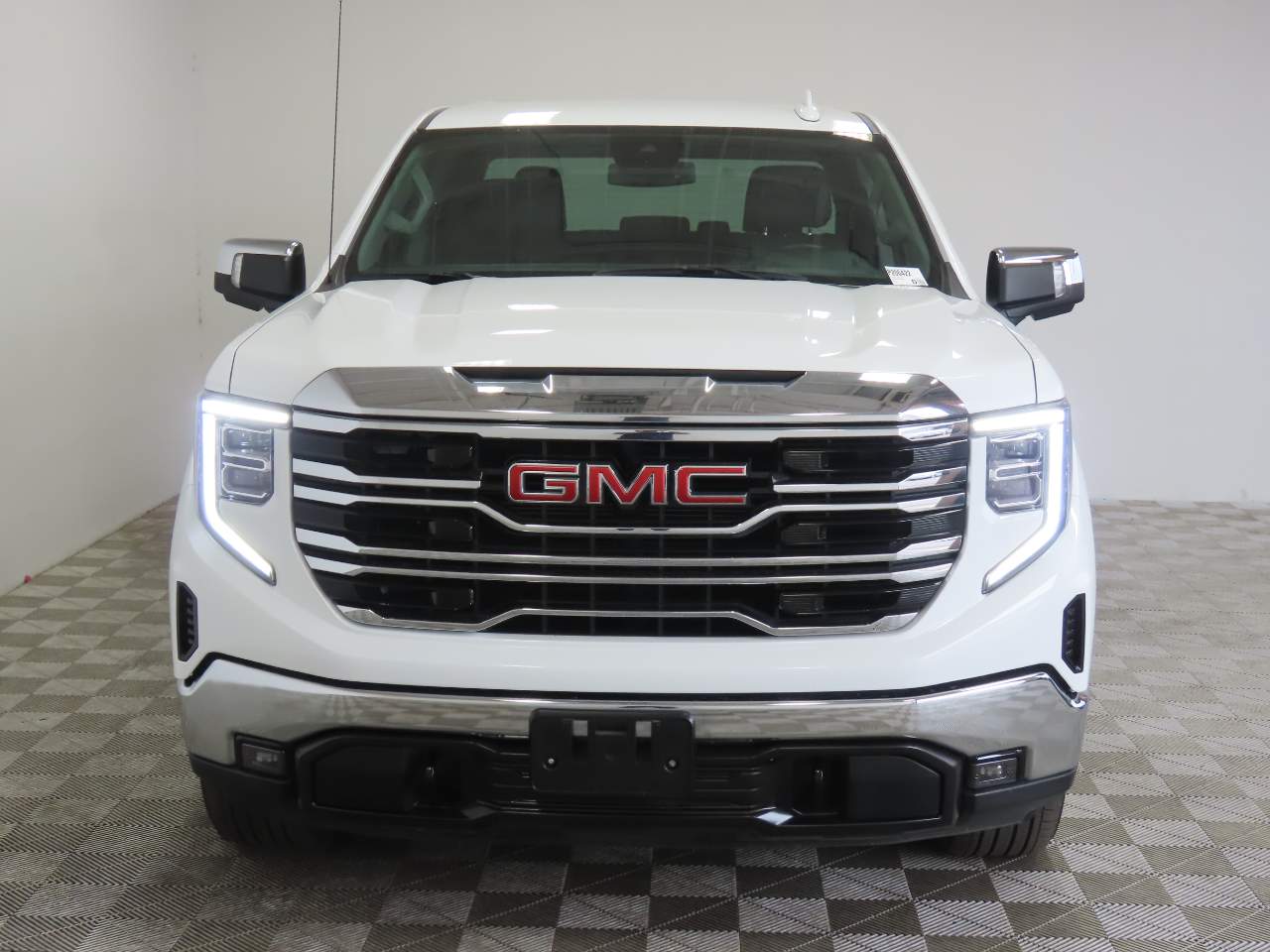 2025 GMC Sierra 1500 SLT Crew Cab
