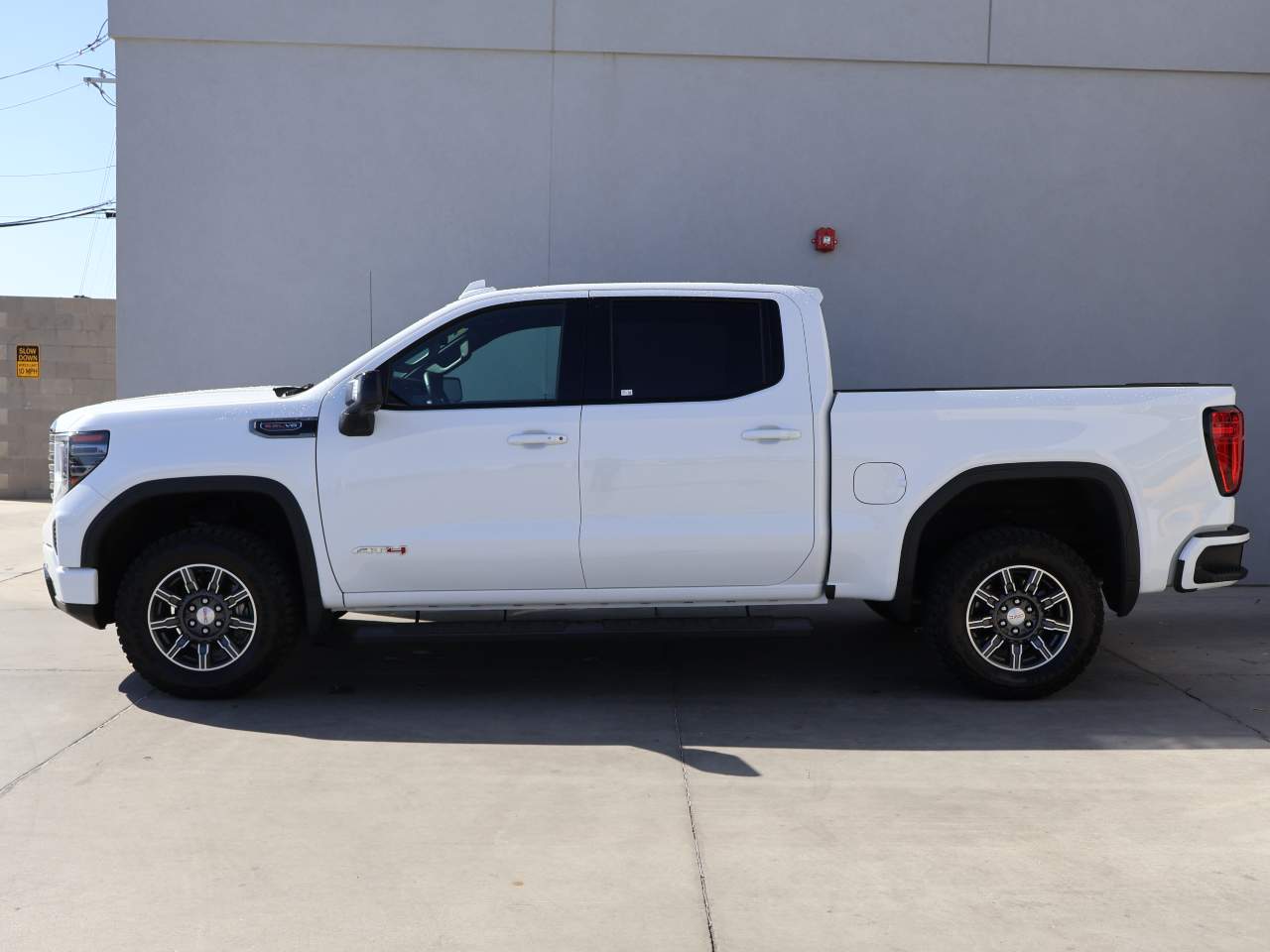 2025 GMC Sierra 1500 AT4 Crew Cab