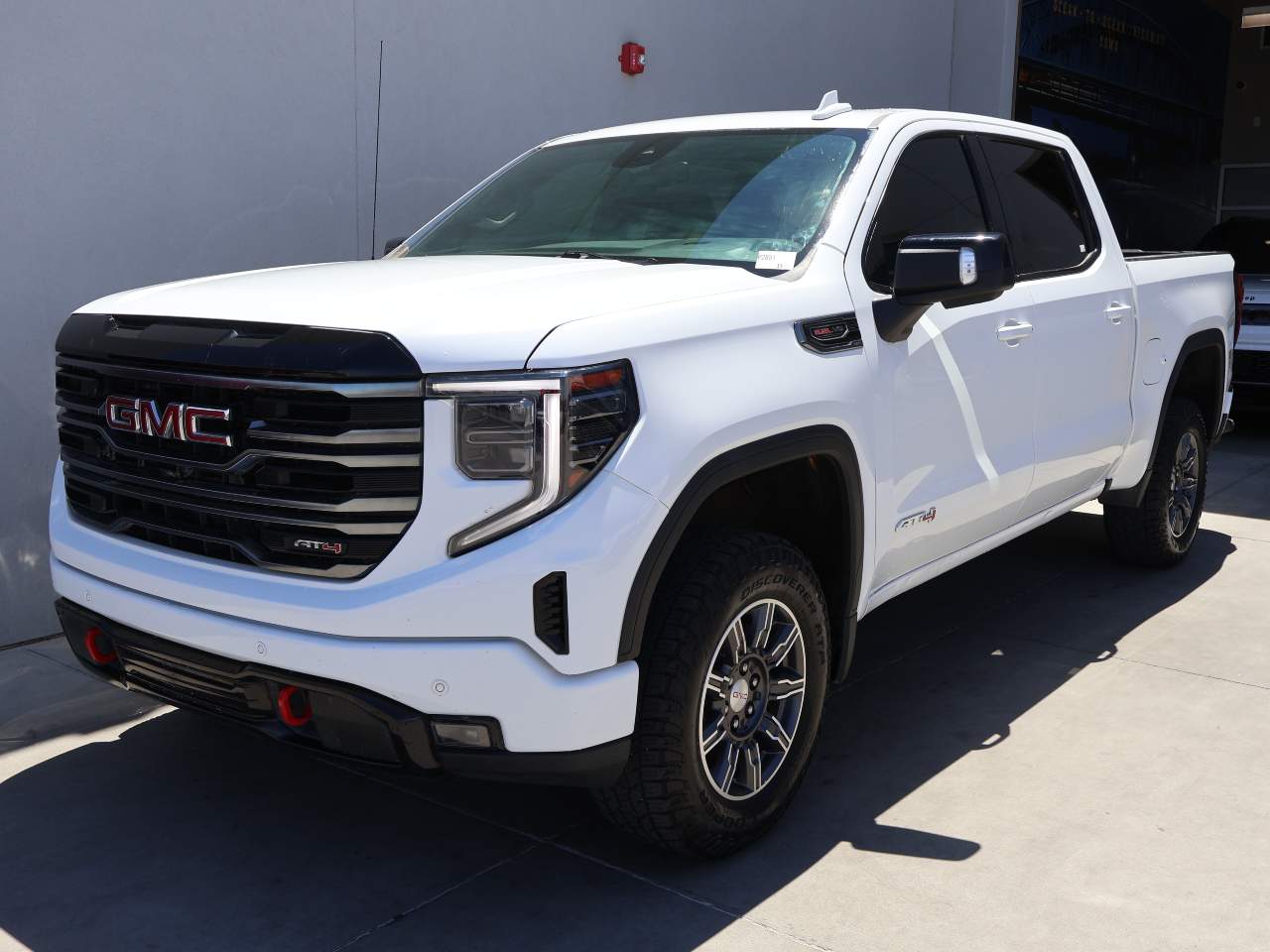 2025 GMC Sierra 1500 AT4 Crew Cab