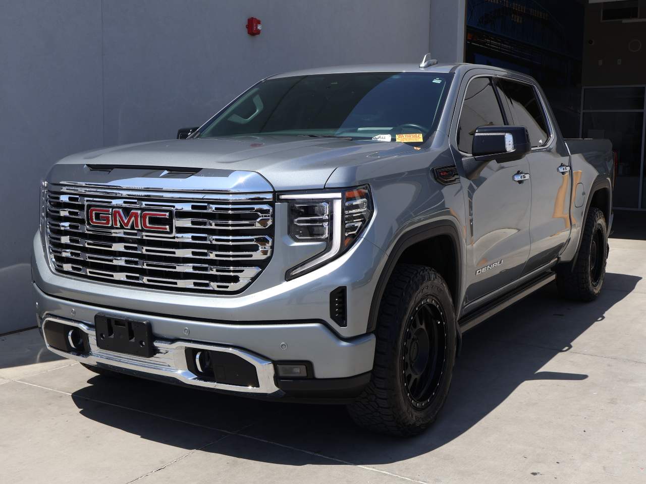 2023 GMC Sierra 1500 Denali Crew Cab