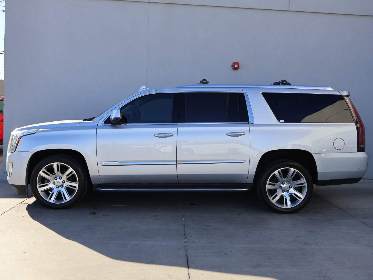 Used 2020 Cadillac Escalade ESV Luxury with VIN 1GYS4HKJ5LR162508 for sale in Yuma, AZ