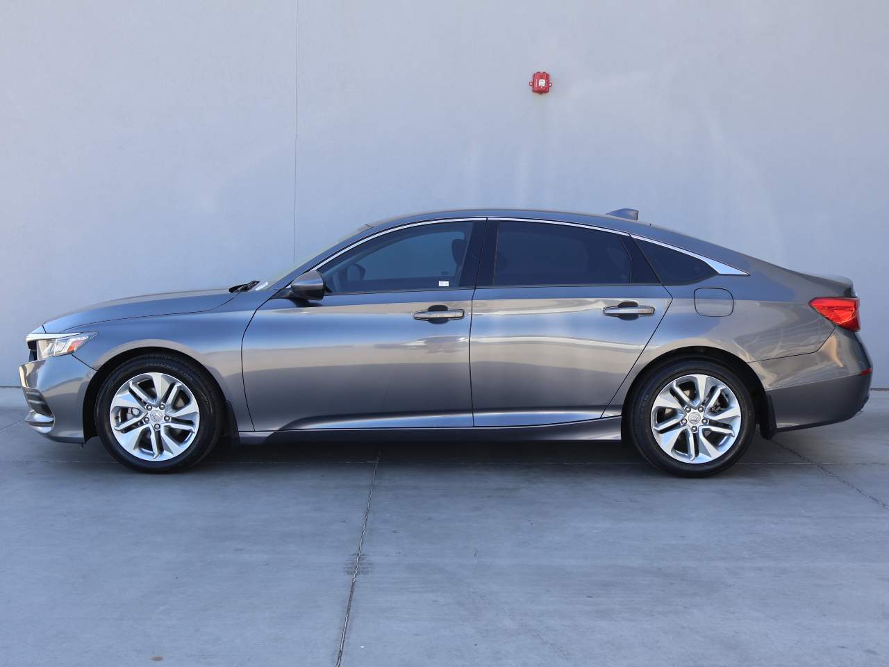 Used 2018 Honda Accord LX with VIN 1HGCV1F10JA186320 for sale in Yuma, AZ