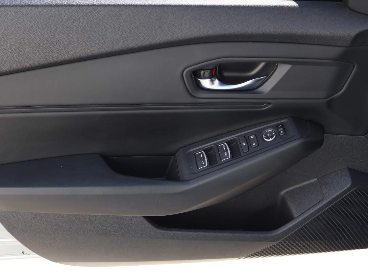 2023 Honda Accord EX - Photo 7