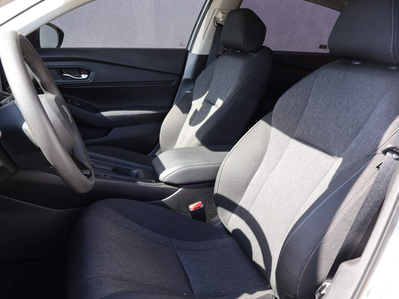 2023 Honda Accord EX - Photo 9